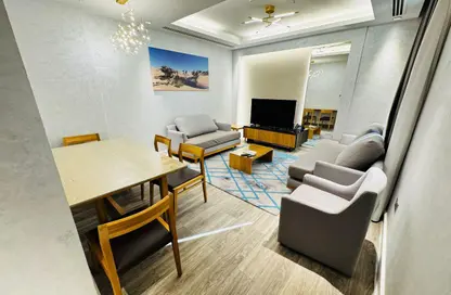 Apartment - 2 Bedrooms - 2 Bathrooms for rent in Ramada Commercial Building - Al Rawabi Street - Al Muntazah - Doha