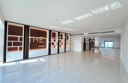 Apartment - 3 Bedrooms - 5 Bathrooms for sale in Seef Lusail Tower 1 - Seef Lusail - Lusail City - Lusail