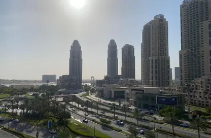 Apartment - 1 Bedroom - 2 Bathrooms for sale in East Porto Drive - Porto Arabia - The Pearl Island - Doha Apartment - 1 Bedroom - 2 Bathrooms for sale in East Porto Drive - Porto Arabia - The Pearl Island - Doha