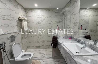 Apartment - 2 Bedrooms - 3 Bathrooms for sale in Lusail Marina Heights - Marina District - Lusail Apartment - 2 Bedrooms - 3 Bathrooms for sale in Lusail Marina Heights - Marina District - Lusail