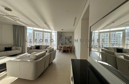 Penthouse - 3 Bedrooms - 4 Bathrooms for rent in Floresta Gardens - Floresta Gardens - The Pearl Island - Doha