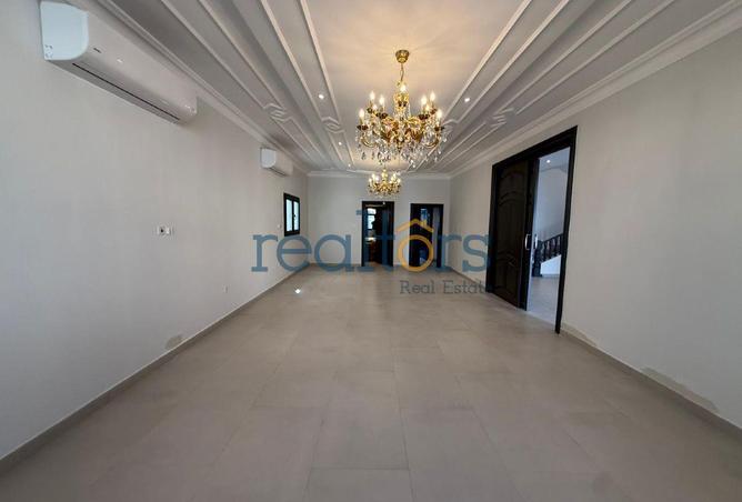 53423034 - Property Image 2