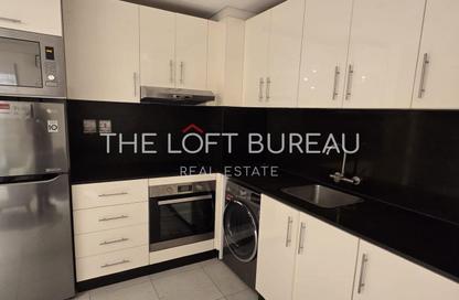 Apartment - 1 Bedroom - 2 Bathrooms for rent in Bin Al Sheikh Towers - Al Mirqab Al Jadeed - Doha