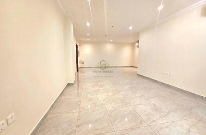 Apartment - 2 Bedrooms - 3 Bathrooms for rent in Al Sadd Road - Al Sadd - Doha Apartment - 2 Bedrooms - 3 Bathrooms for rent in Al Sadd Road - Al Sadd - Doha