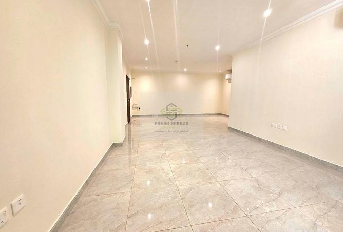 58521586 - Property Image 2