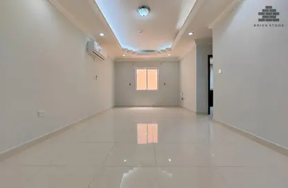 Apartment - 2 Bedrooms - 2 Bathrooms for rent in Al Sadd Road - Al Sadd - Doha