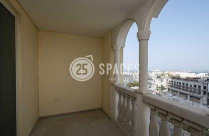 Apartment - 2 Bedrooms - 3 Bathrooms for rent in Viva East - Viva Bahriyah - The Pearl Island - Doha