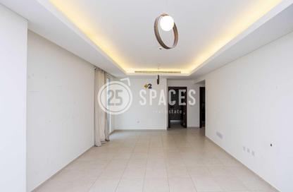 Apartment - 2 Bedrooms - 3 Bathrooms for rent in Viva East - Viva Bahriyah - The Pearl Island - Doha