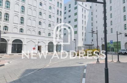 Show Room - Studio - 1 Bathroom for rent in Al Gharrafa - Doha