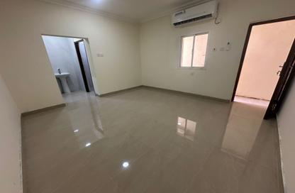Apartment - Studio - 1 Bathroom for rent in Al Kharaitiyat - Al Kharaitiyat - Umm Salal Mohammed