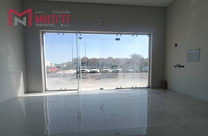 Show Room - Studio - 1 Bathroom for rent in Salwa Commercial Building - Salwa Road - Doha