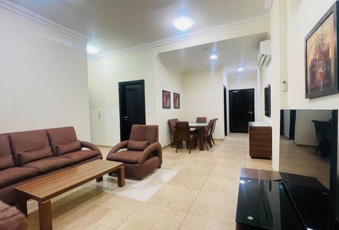 60503382 - Property Image 2