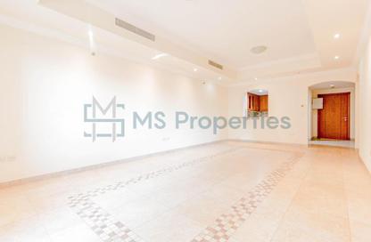 Apartment - 2 Bedrooms - 3 Bathrooms for rent in East Porto Drive - Porto Arabia - The Pearl Island - Doha Apartment - 2 Bedrooms - 3 Bathrooms for rent in East Porto Drive - Porto Arabia - The Pearl Island - Doha