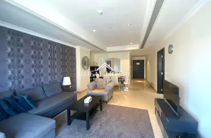 Apartment - 1 Bedroom - 2 Bathrooms for rent in West Porto Drive - Porto Arabia - The Pearl Island - Doha