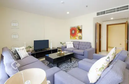 Apartment - 2 Bedrooms - 3 Bathrooms for rent in Fereej Bin Mahmoud North - Fereej Bin Mahmoud - Doha