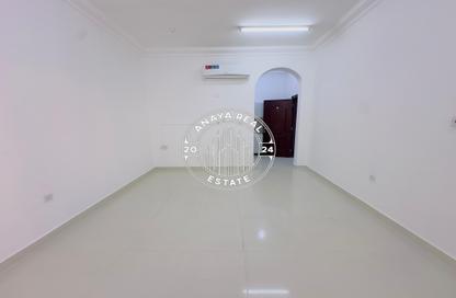 Penthouse - Studio - 1 Bathroom for rent in Ain Khaled - Doha Penthouse - Studio - 1 Bathroom for rent in Ain Khaled - Doha