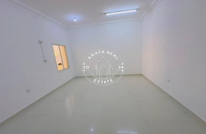 Penthouse - Studio - 1 Bathroom for rent in Ain Khaled - Doha Penthouse - Studio - 1 Bathroom for rent in Ain Khaled - Doha