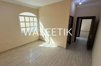 Apartment - 2 Bedrooms - 1 Bathroom for rent in Ain Khalid Gate - Ain Khaled - Doha