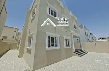 Apartment - 6 Bedrooms for rent in Ain Khaled - Doha