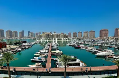 Hotel Apartments - 1 Bedroom - 2 Bathrooms for sale in West Porto Drive - Porto Arabia - The Pearl Island - Doha