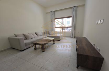 Apartment - 3 Bedrooms - 3 Bathrooms for rent in Abu Jabair Street - Al Muntazah - Doha