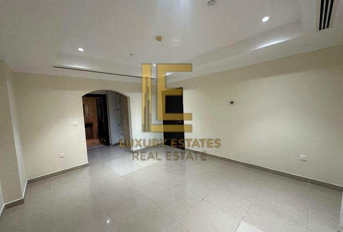 58149007 - Property Image 3