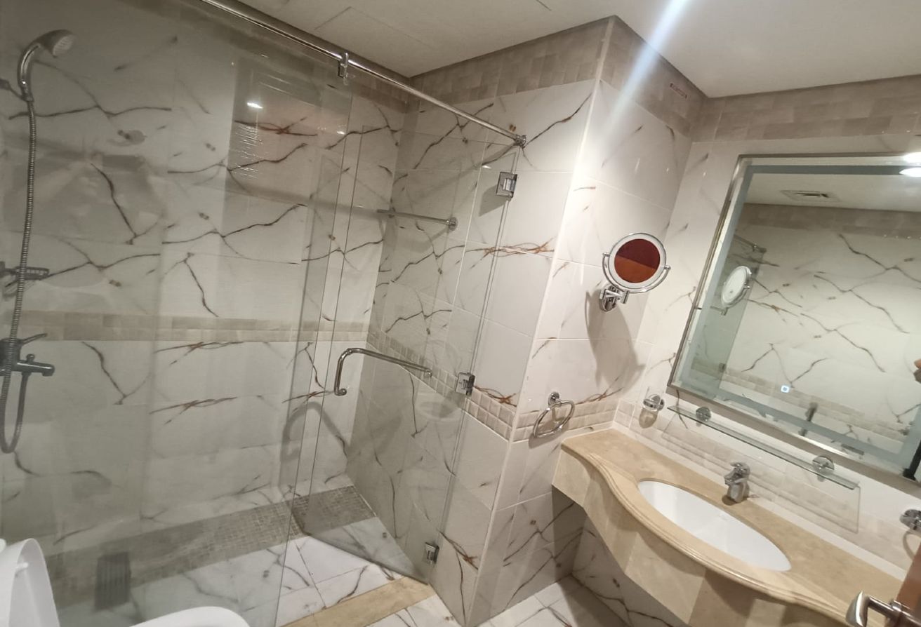 Elegant Fully Furnished 2BHK | Lusail thumbnail 8
