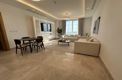 Apartment - 2 Bedrooms - 4 Bathrooms for rent in Floresta Gardens - Floresta Gardens - The Pearl Island - Doha