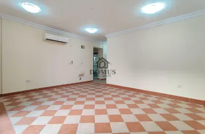 Apartment - 2 Bedrooms - 2 Bathrooms for rent in Anas Street - Fereej Bin Mahmoud North - Fereej Bin Mahmoud - Doha