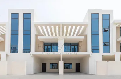 Townhouse - 5 Bedrooms - 6 Bathrooms for sale in Lusail Residence - Marina District - Lusail