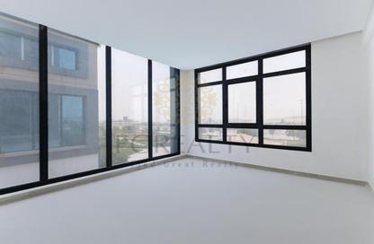 Townhouse - 5 Bedrooms - 6 Bathrooms for sale in Lusail Residence - Marina District - Lusail
