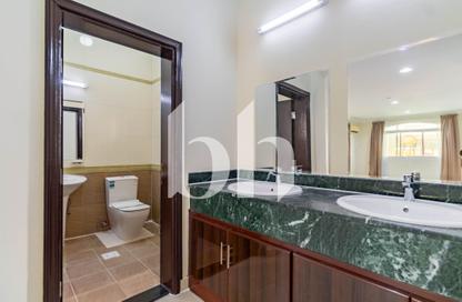 Villa - 3 Bedrooms - 3 Bathrooms for rent in Wadi Al Shaheeniya Street - Ain Khaled - Doha Villa - 3 Bedrooms - 3 Bathrooms for rent in Wadi Al Shaheeniya Street - Ain Khaled - Doha