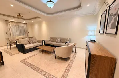 Apartment - 2 Bedrooms - 3 Bathrooms for rent in Aabdullah Bin Sultan Al Thani - C-Ring Road - Al Sadd - Doha