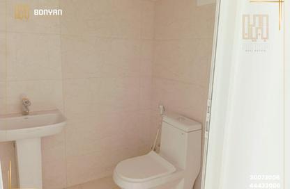 Retail - Studio for rent in Al Duhail - Al Duhail - Doha