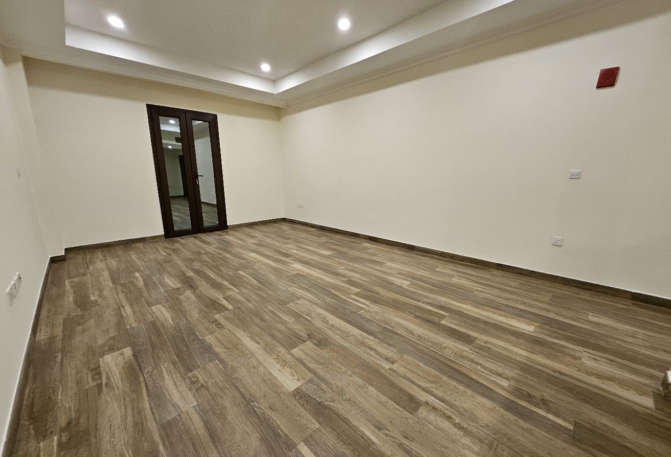 BRAND NEW 1BEDROOM SEMI FURNISHED WITH BALCONY thumbnail 3