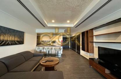 Apartment - Studio - 1 for rent in East Porto Drive - Porto Arabia - The Pearl Island - Doha