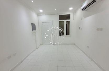 Villa - Studio - 1 Bathroom for rent in Al Thumama - Al Thumama - Doha