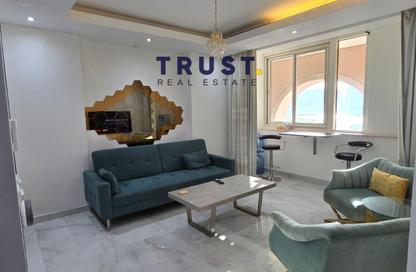 Apartment - 1 Bedroom - 2 Bathrooms for sale in Tower 22 - Viva Bahriyah - The Pearl Island - Doha