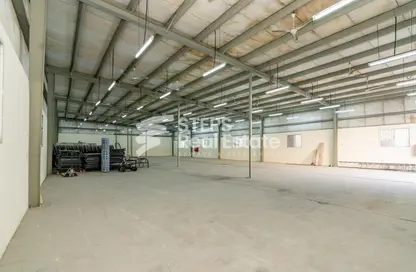 Warehouse - Studio for rent in Industrial Area 4 - Industrial Area - Industrial Area - Doha