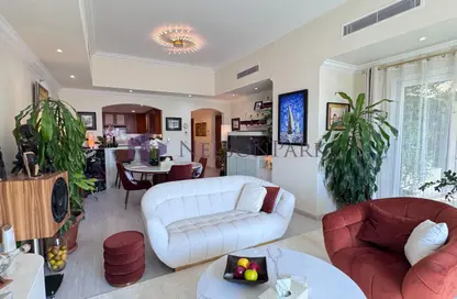 Apartment - 2 Bedrooms - 3 Bathrooms for sale in East Porto Drive - Porto Arabia - The Pearl Island - Doha