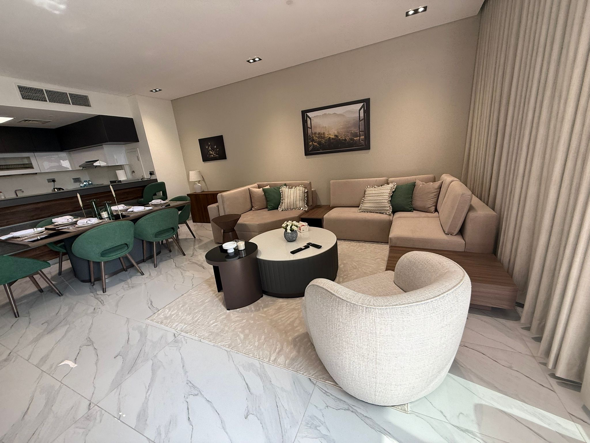 LUXURY 2BHK BRAND NEW FF WITH BALCONY APARTMENT thumbnail 10