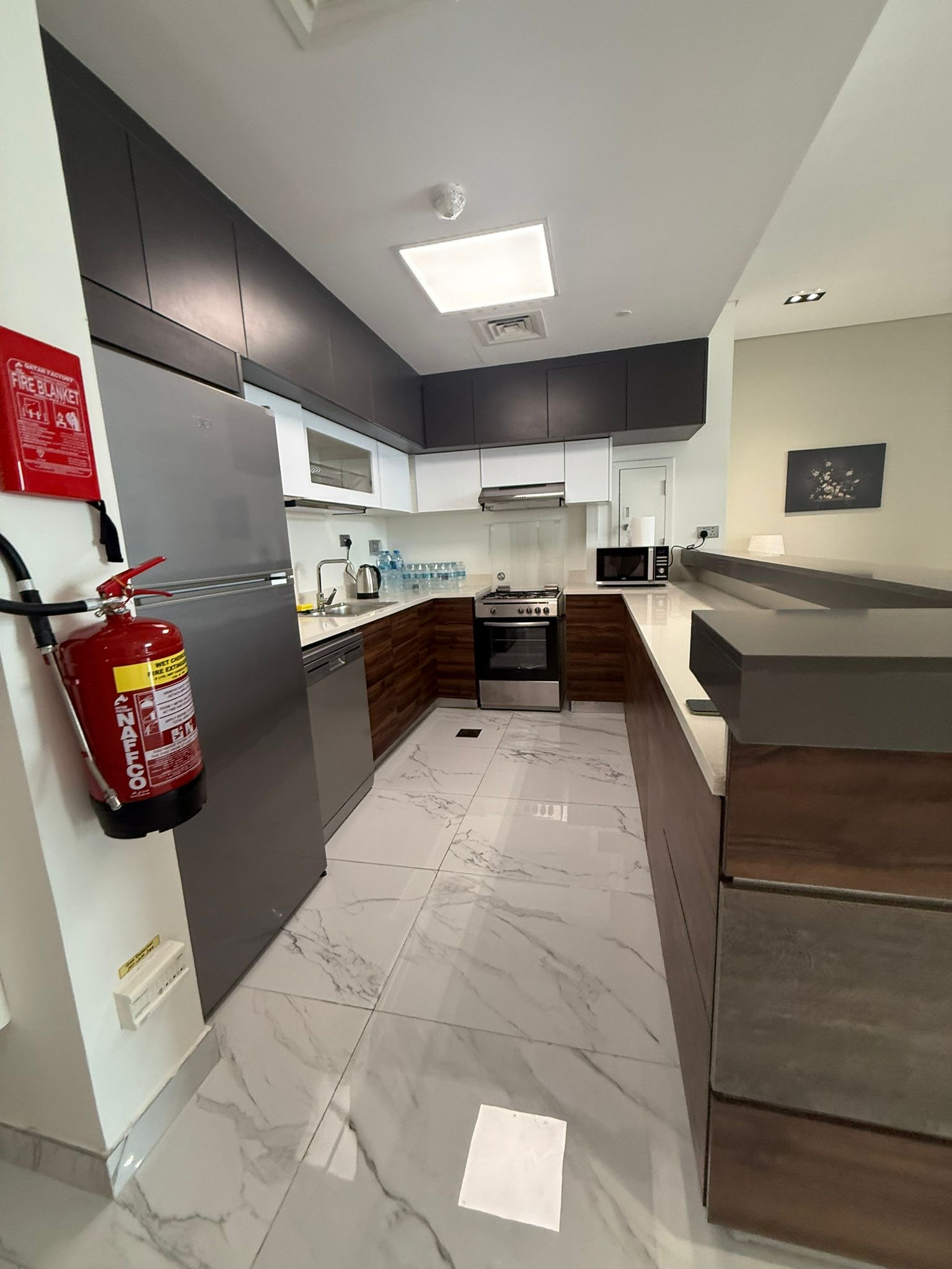 LUXURY 2BHK BRAND NEW FF WITH BALCONY APARTMENT thumbnail 8