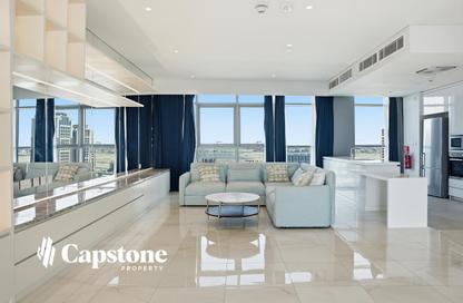 Apartment - 1 Bedroom - 2 Bathrooms for sale in Seef Lusail Tower 1 - Seef Lusail - Lusail City - Lusail