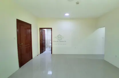 شقة - 3 غرف نوم - 3 حمامات للايجار في منتزه 7 - المنتزه - الدوحة