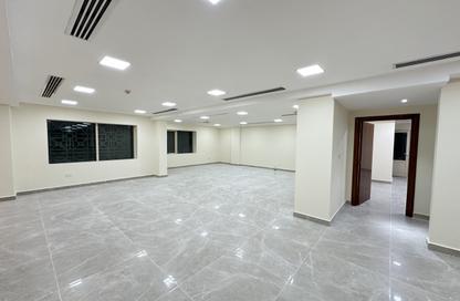 Apartment - 3 Bedrooms - 4 Bathrooms for rent in Mirqab Mall - Al Mirqab Al Jadeed - Doha Apartment - 3 Bedrooms - 4 Bathrooms for rent in Mirqab Mall - Al Mirqab Al Jadeed - Doha