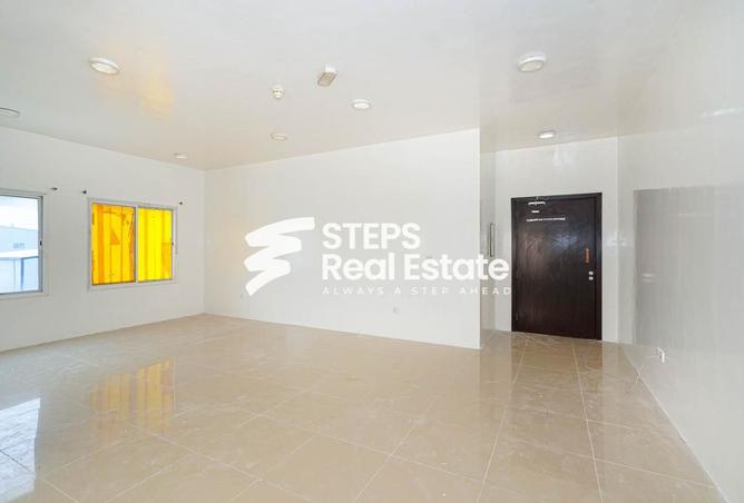 61004169 - Property Image 3
