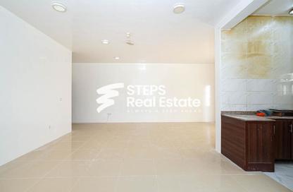 Bulk Rent Units - Studio for rent in East Industrial Street - Birkat Al Awamer - Al Wakra