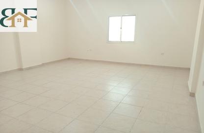 Apartment - 3 Bedrooms - 3 Bathrooms for rent in Al Mansoura - Al Mansoura - Doha