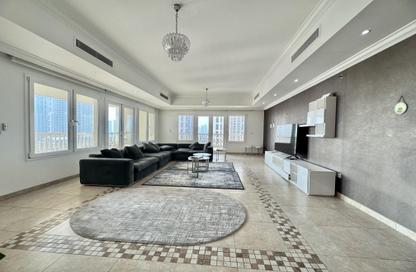 Apartment - 3 Bedrooms - 4 Bathrooms for rent in West Porto Drive - Porto Arabia - The Pearl Island - Doha