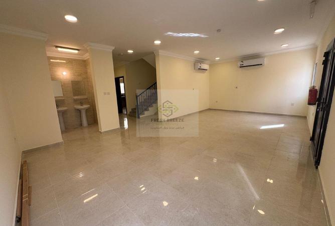 1009837 - Property Image 2